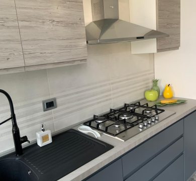 Trasformazione Completa: dalla cucina al soggiorno