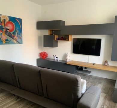 Trasformazione Completa: dalla cucina al soggiorno